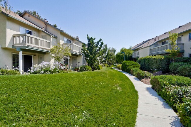 Building Photo - Hidden Silicon Valley Oasis! 2BR/2.5BA Townhome with TWO Private Patios, 2 Dedicated Parking Spac...