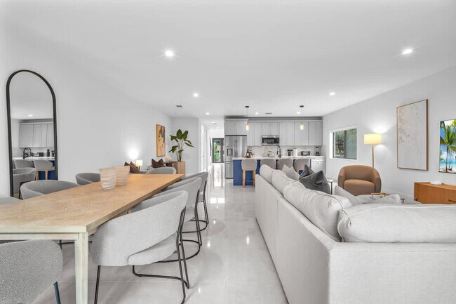 Building Photo - 2951 NW 13th St