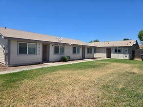 Building Photo - Cute Unit - 2bdr 1bth