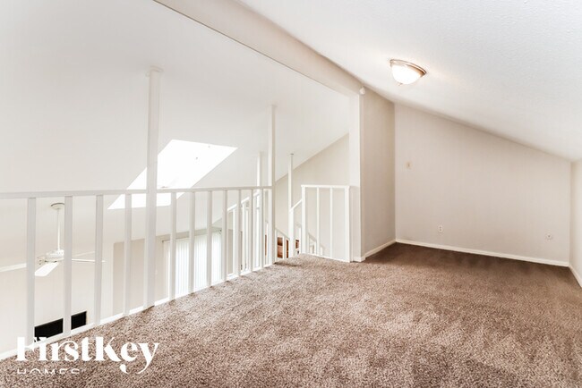 Building Photo - 11415 Pepperdine Ln