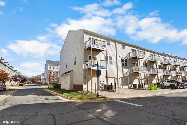 Building Photo - 19441 Promenade Dr