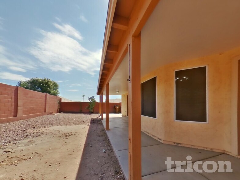 Building Photo - 9066 E Cedar Basin Ln