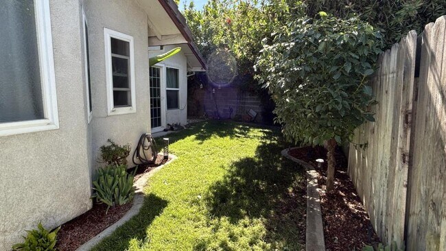 Building Photo - 1278 Junge Ct
