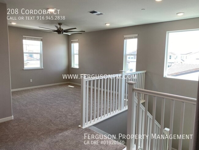 Building Photo - 208 Cordoba Ct