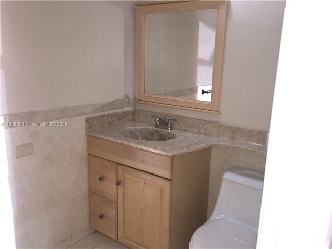 Building Photo - 14970 SW 48th Terrace