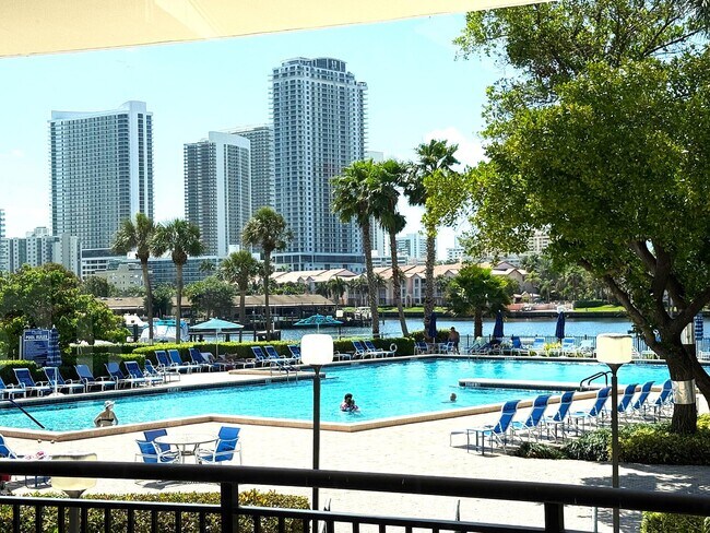 Building Photo - 600 Three Islands Boulevard