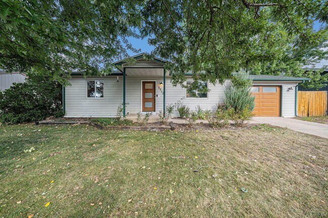 Building Photo - Great Home in West Fort Collins