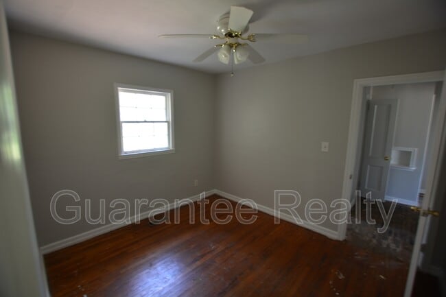 Building Photo - 1314 9th Ave