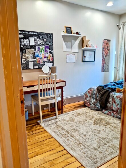 Building Photo - 616 Columbus Ave