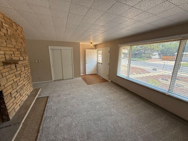 Building Photo - Spacious 2-Bed Home Packed With Comfort and Upgrades