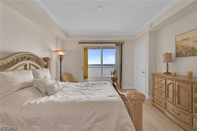 Building Photo - 2743 First St