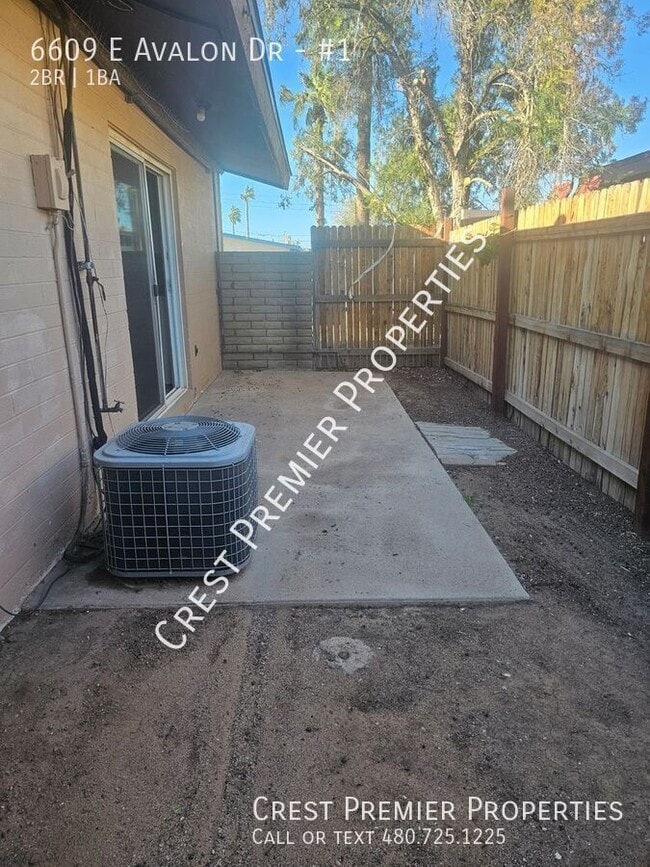 Building Photo - 6609 E Avalon Dr