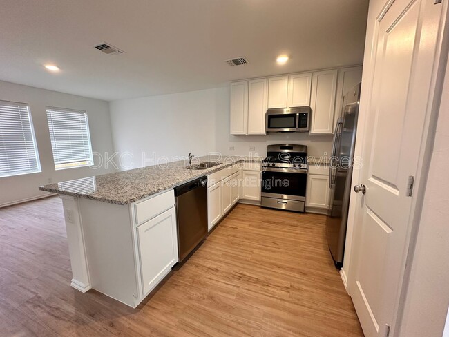 Building Photo - 2318 Wolford Ct