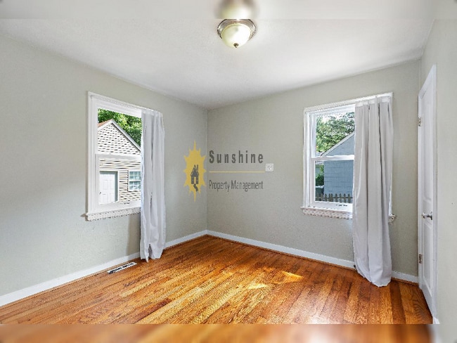 Building Photo - !!!wow!!! SIngle family home in Norfolk