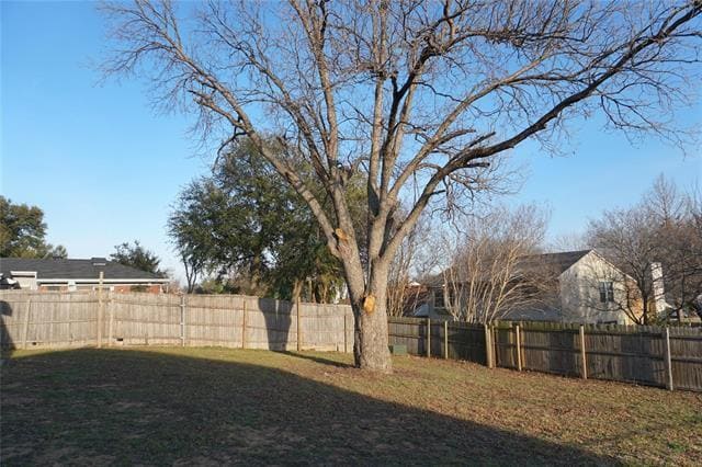 Building Photo - 302 Rosemary Ln
