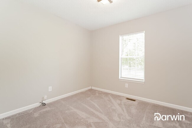 Building Photo - 100 Birch Tree Ln