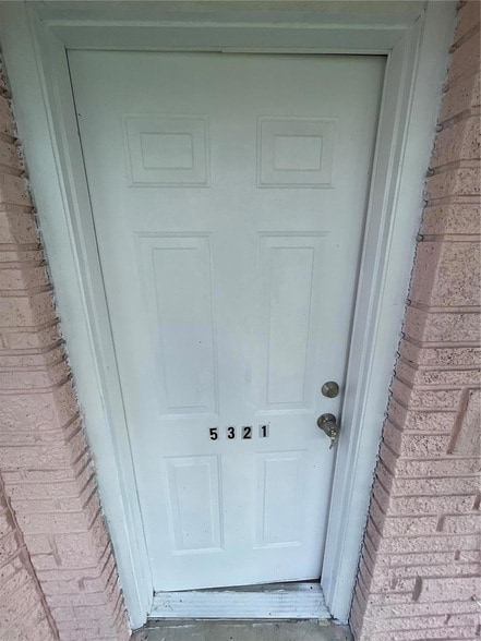 Building Photo - 5321 Avery Rd