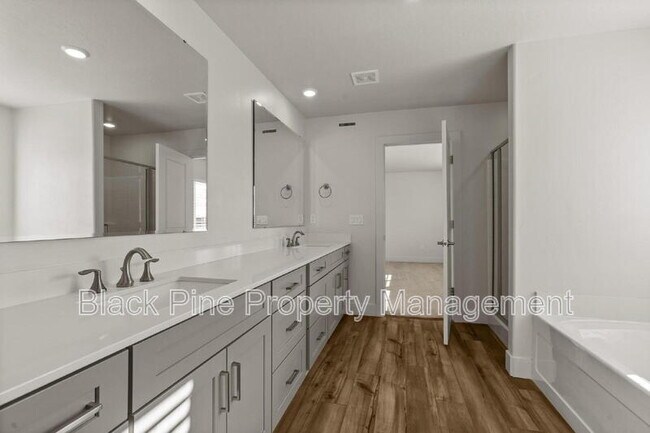 Building Photo - 11130 Aspen Hl Dr