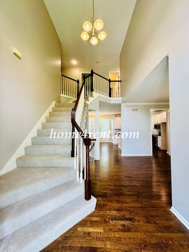 Building Photo - Blue Valley Schools, Walking Distance to Elementary School and Neighborhood Pool!