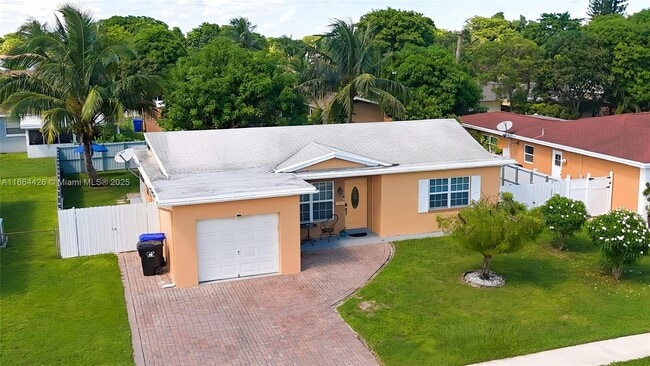 Building Photo - 6711 Boulevard of Champions