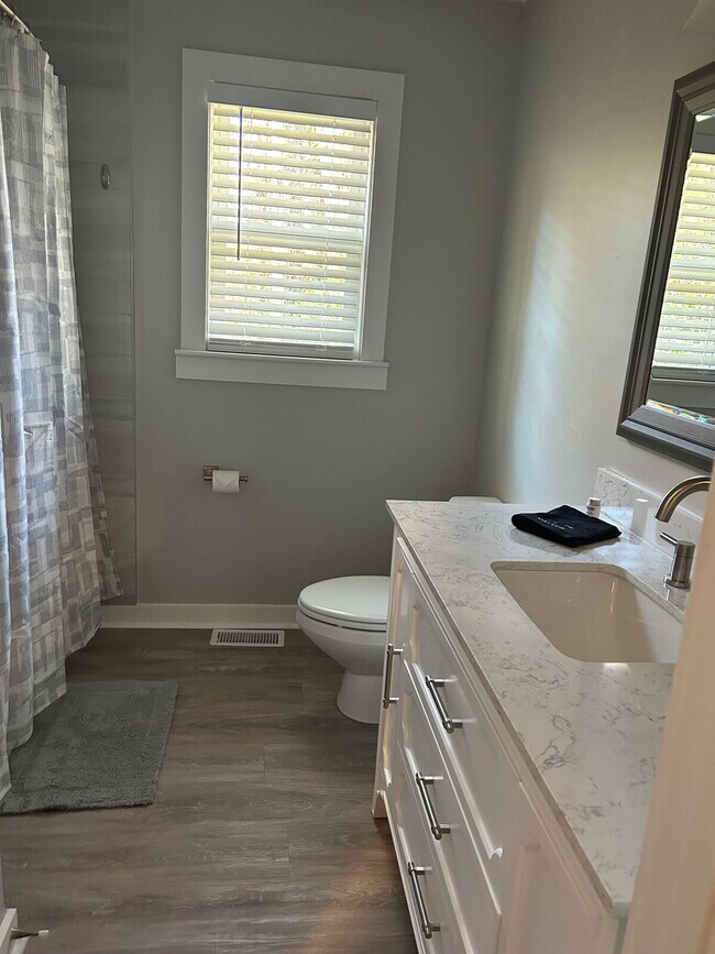 Building Photo - 189 Fox Pl