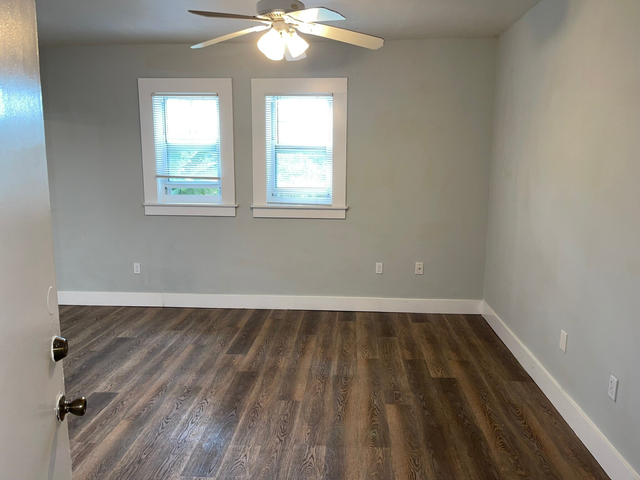 Building Photo - 536 14th St