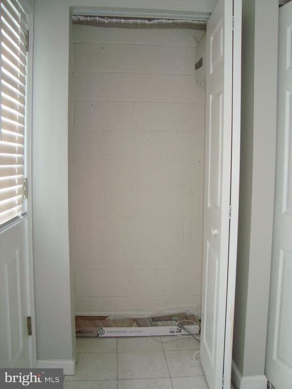 Building Photo - 1807 Arwell Ct