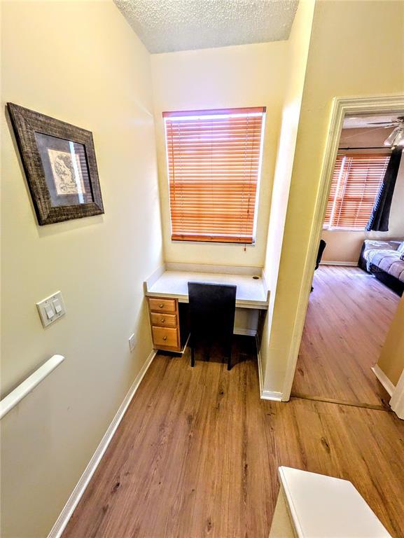 Building Photo - 5711 Bentgrass Dr