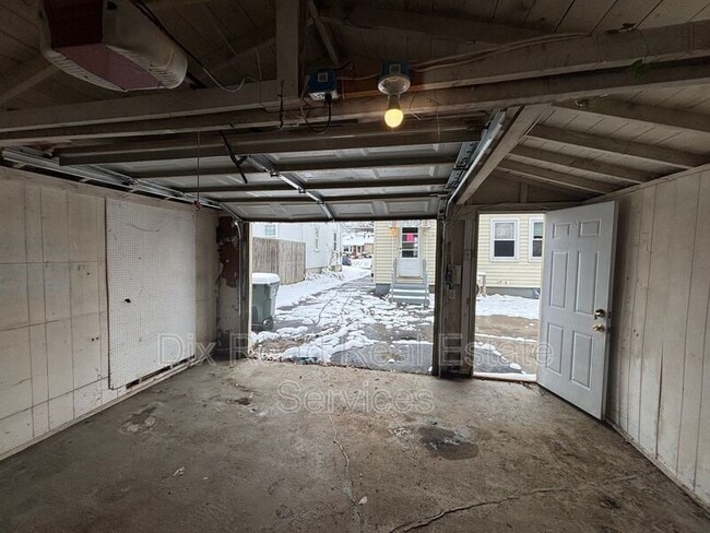 Building Photo - 7822 Eustis Ct