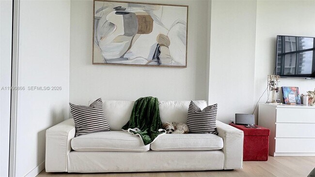 Building Photo - 3451 NE 1st Ave