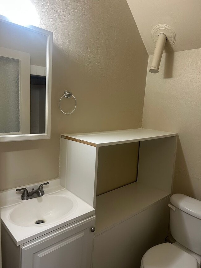 Building Photo - (488) 15th Street Apartments - 1 Bedroom /...