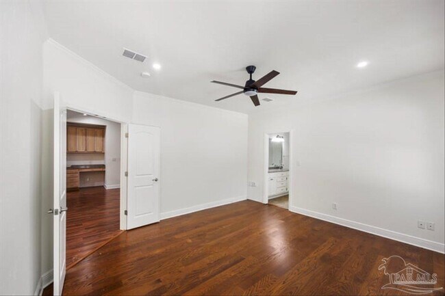 Building Photo - 3385 Montecito Blvd