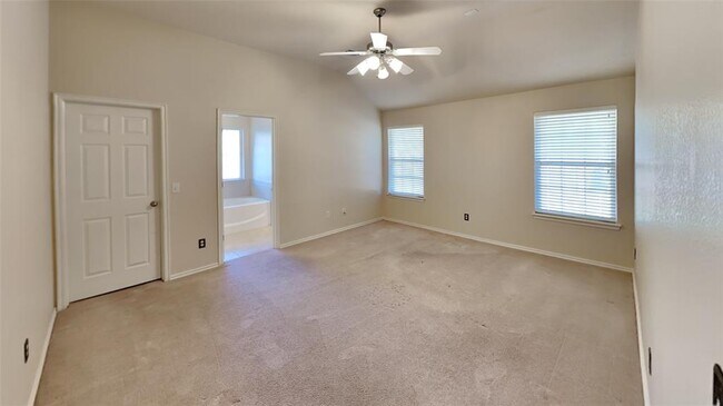 Building Photo - 21886 Pioneer Cir