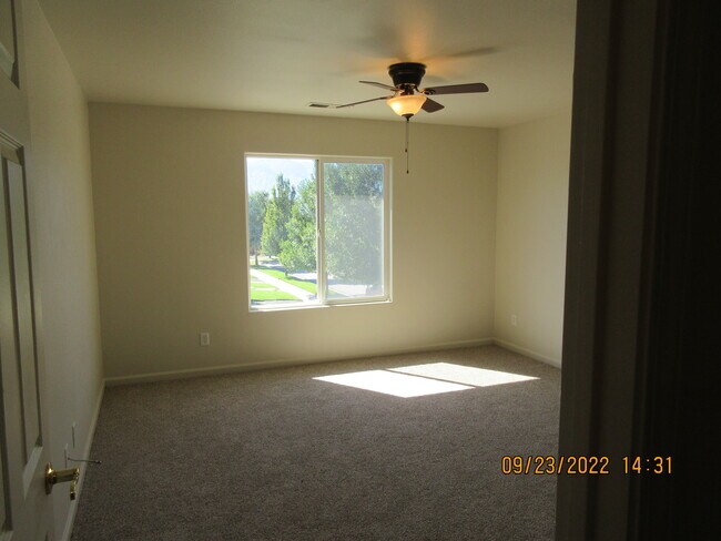 Building Photo - 1324 Scotch Pine Way