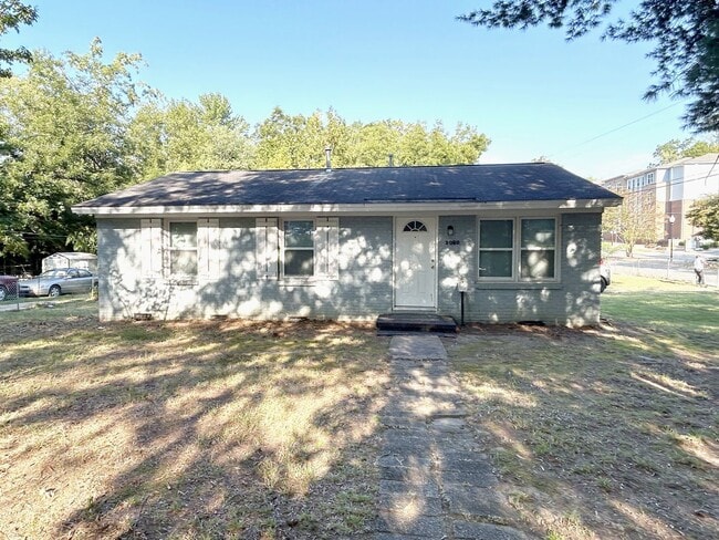 Building Photo - 3000 Rodman St