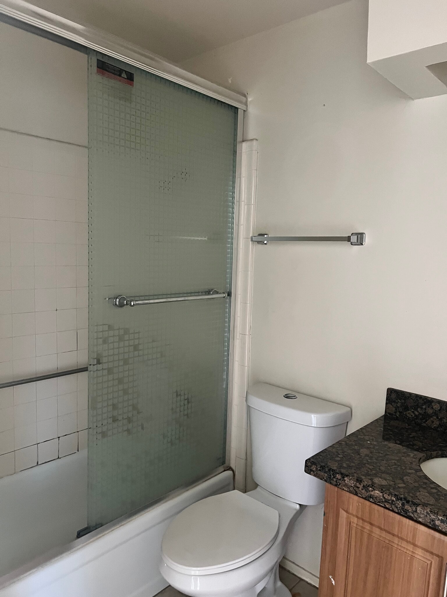 Building Photo - 1555 Nogalitos St