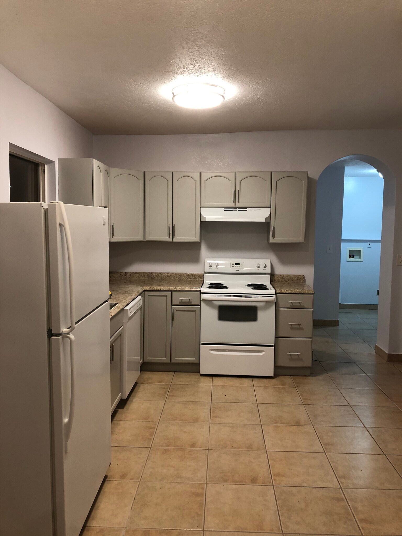 Building Photo - 873 w 300 s