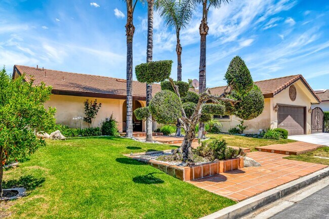 Building Photo - 22376 Algunas Rd
