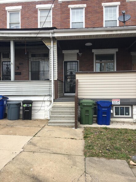 Building Photo - 3118 Wilkens Ave