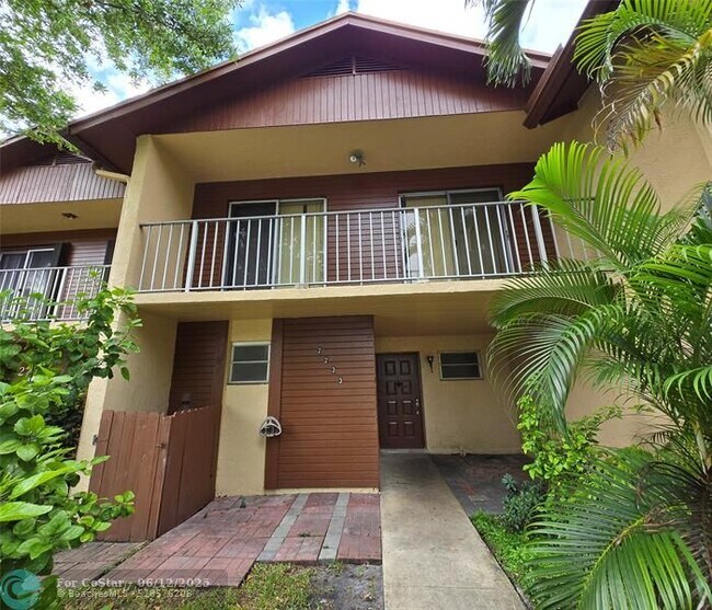Primary Photo - 2233 Nova Village Dr