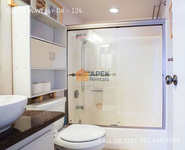 Building Photo - 5301 E Waverly Dr