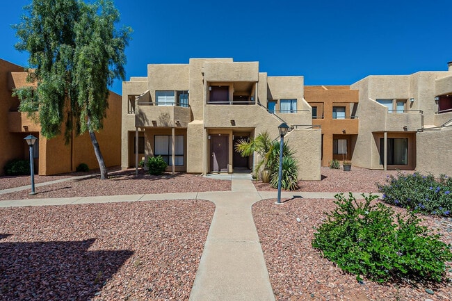 Building Photo - 11640 N 51st Ave