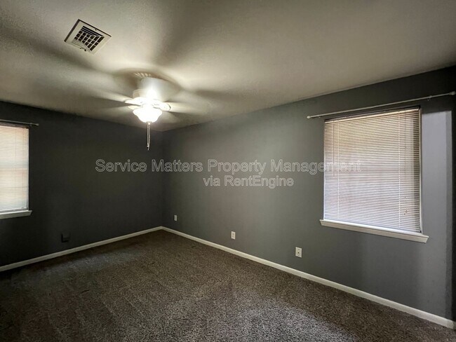 Building Photo - 5432 Homestead Dr