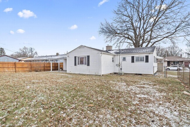 Building Photo - 1565 Garywood Ave