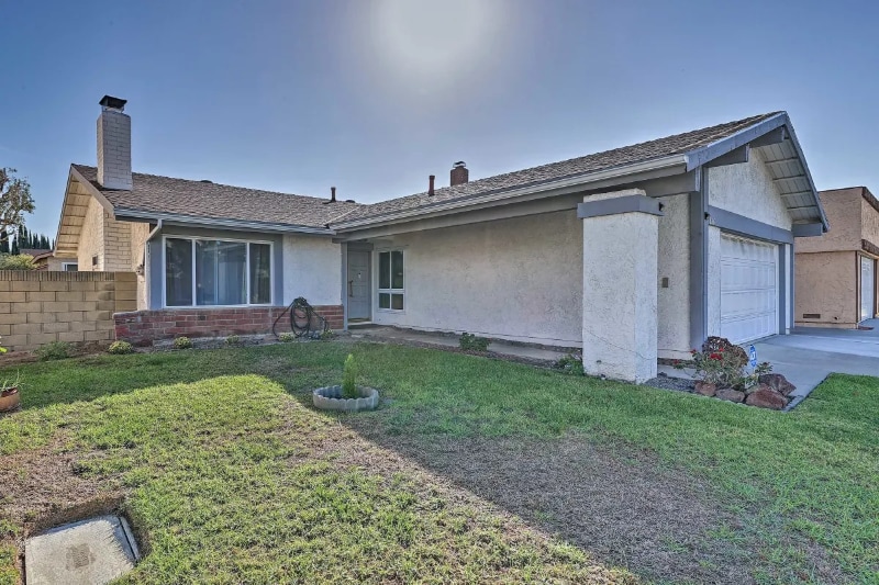 Building Photo - 123 Undisclosed