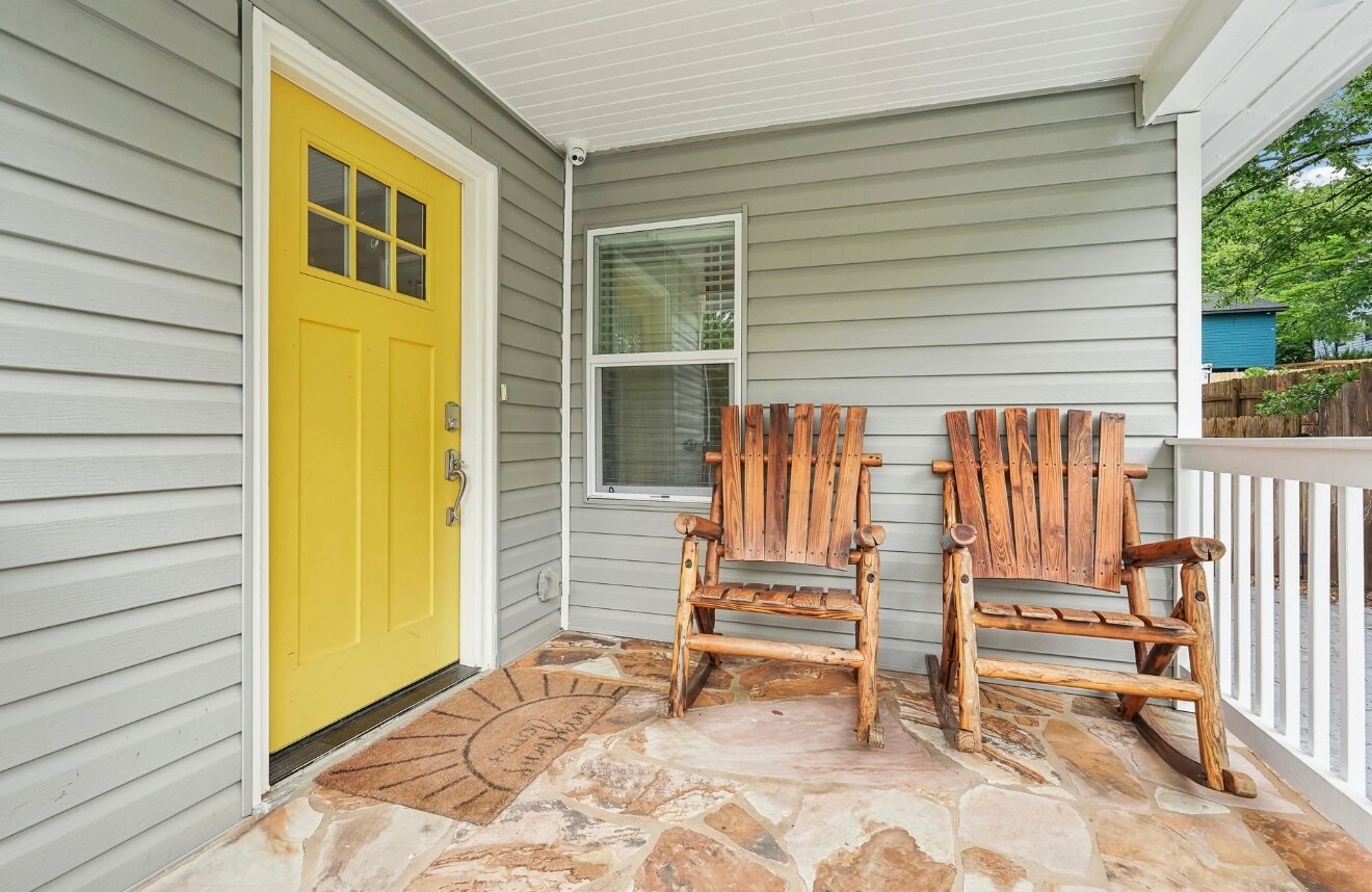 Building Photo - 1605 Wellswood Dr SE