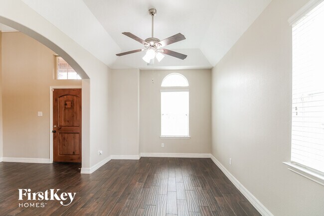 Building Photo - 8303 Egret Bay Cir
