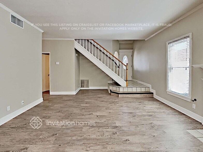 Building Photo - 22842 White Pine Pl