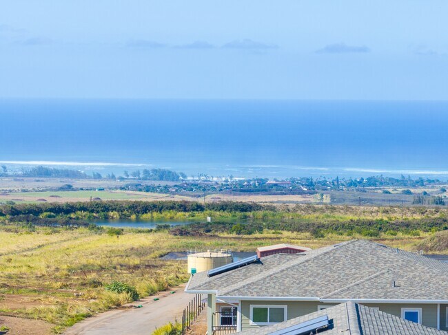 Building Photo - 22 Maiaku St