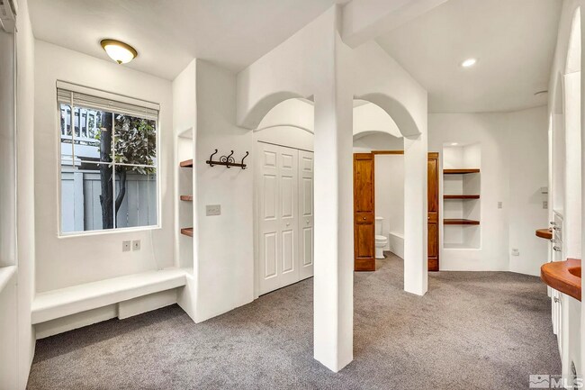 Building Photo - *SHORT TERM LEASE* 5 Bed 2 Bath, Dream Retreat in Caughlin Ranch